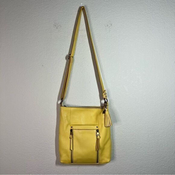 The Sak Collective Woemens Yellow Tasseled Leather‎ Zip Crossbody Bag - Picture 1 of 10